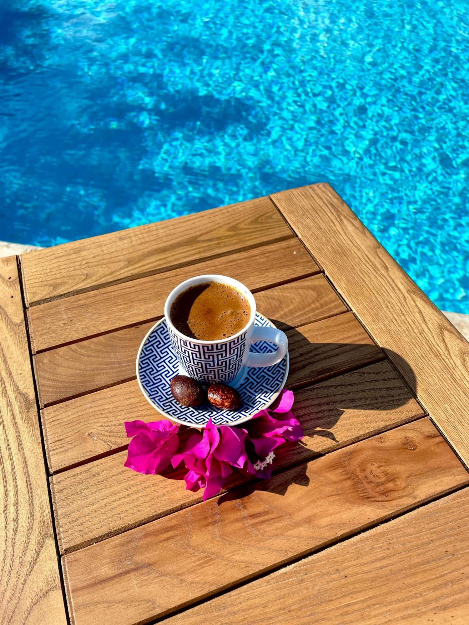 Oezguem Suite Otel Datça Kültér fotó