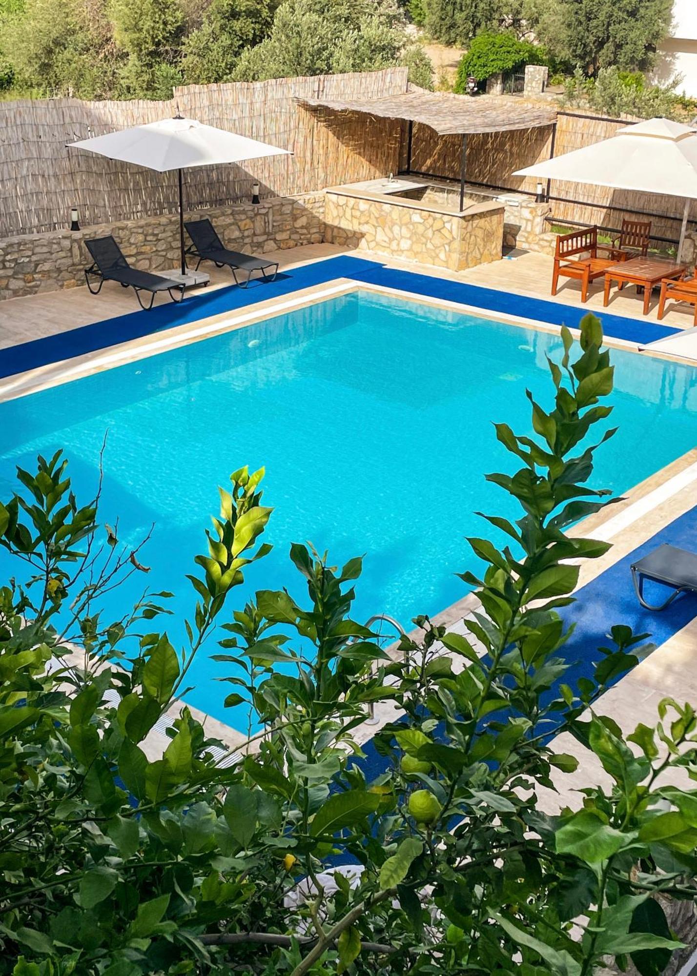 Oezguem Suite Otel Datça Kültér fotó