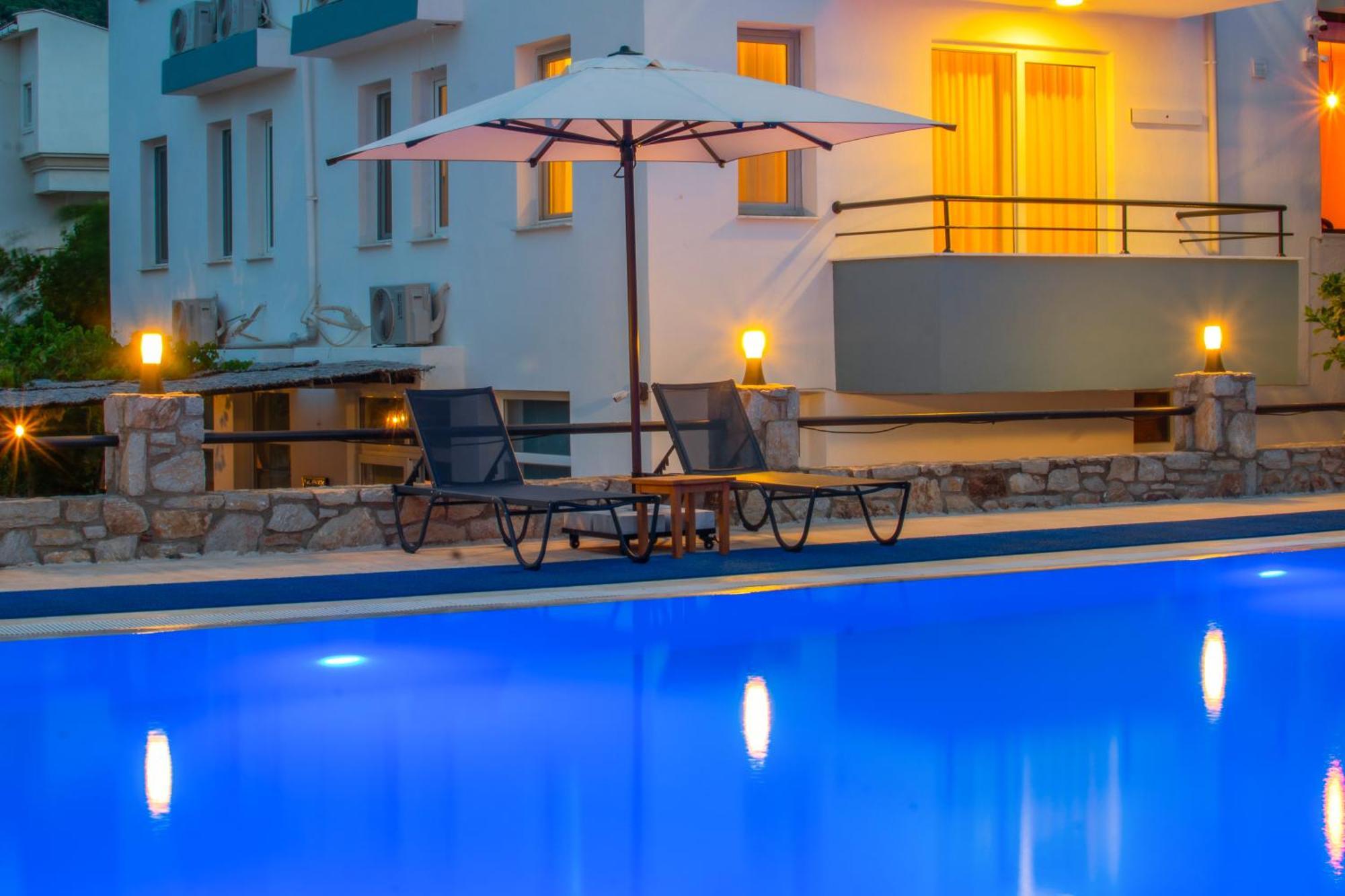 Oezguem Suite Otel Datça Kültér fotó