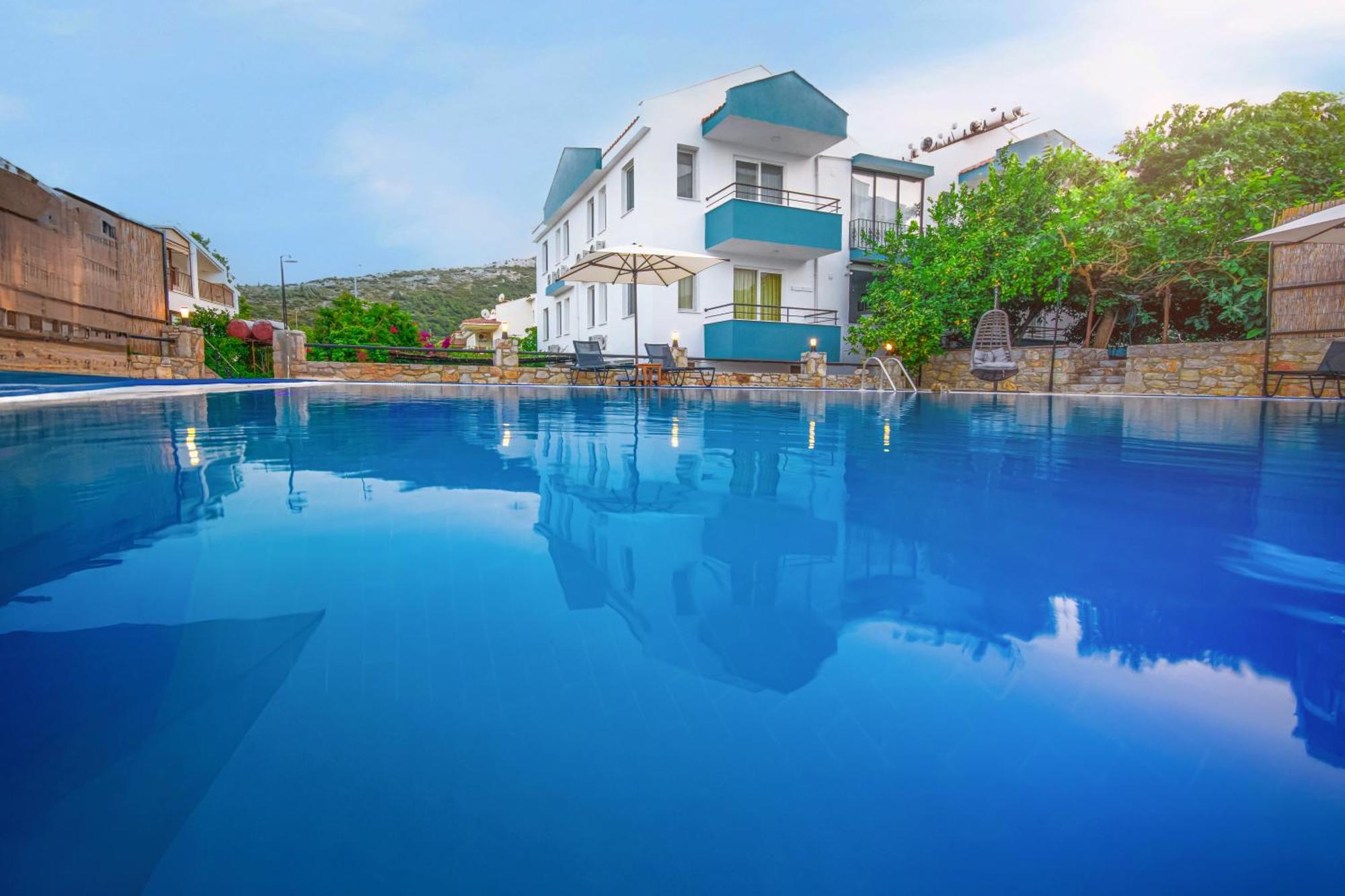 Oezguem Suite Otel Datça Kültér fotó