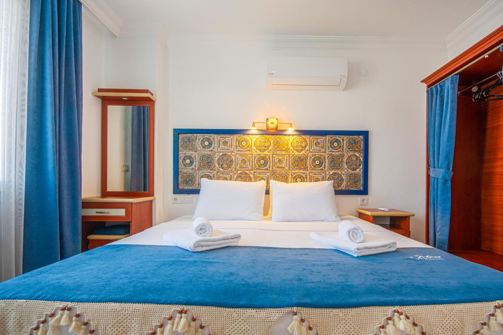 Oezguem Suite Otel Datça Kültér fotó